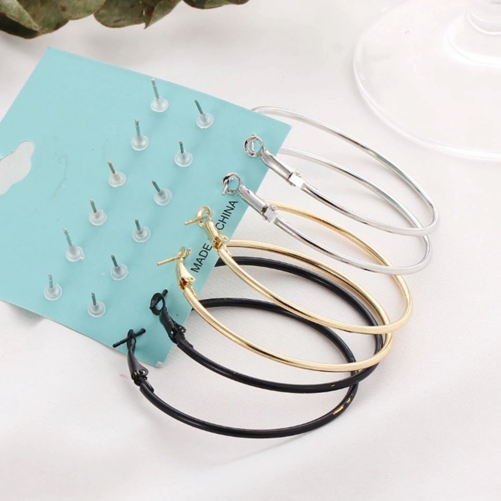 NEW!💙💎HOOPS BUNDLE!!!🖤BLACK GOLDEN SILVERY!💎💙 - Picture 3 of 8